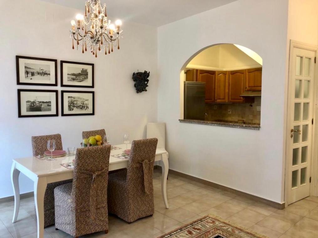 Casa Cariddi Boutique Apartment Таорміна Екстер'єр фото